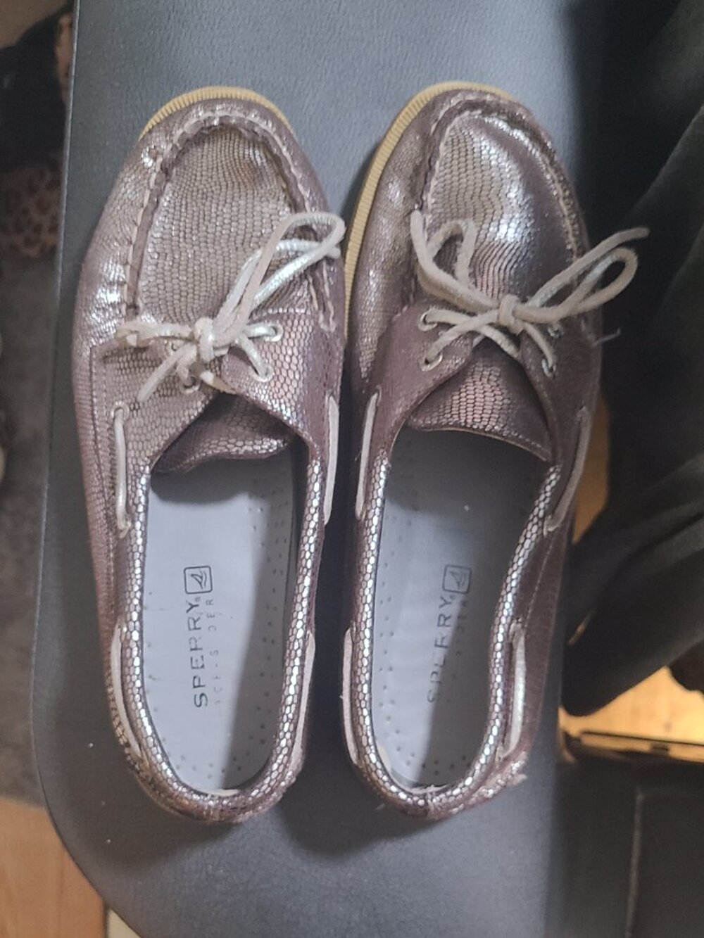 size 7 Sperry boat shoes